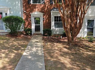 114 Rosebrooks Dr, Cary, NC 27513