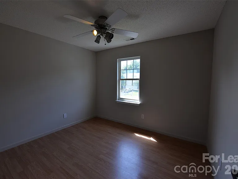 12531 Deaton Hill Dr — Photo 15