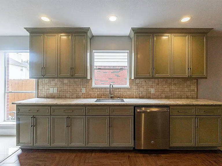 12023 Meadow Place Dr — Photo 42