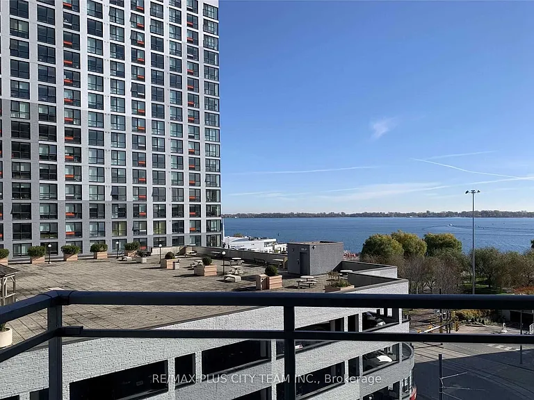 410 Queens Quay W #709 — Photo 14