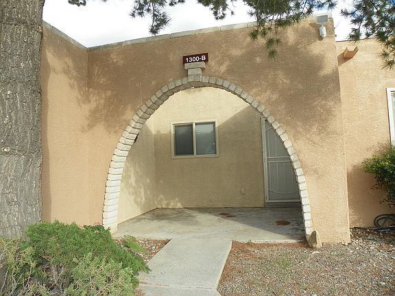 2nd image of 1300 Grande Blvd SE APT B