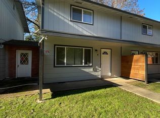350 NW Willamina Dr APT 3, Willamina, OR