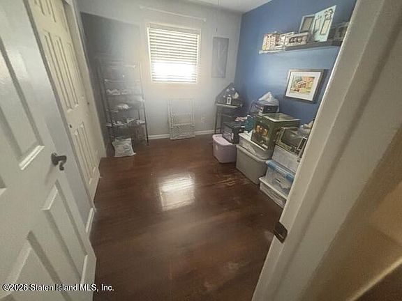 5th image of 378 Clarke Ave