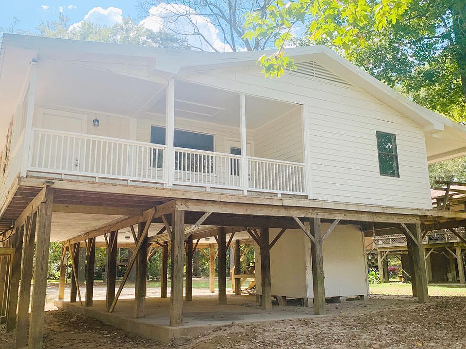 1st image of 103 Bradley Dr