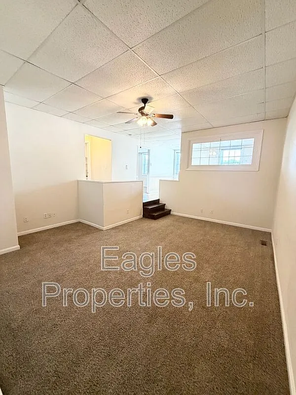 2 bed, 1.0 bath, $1,000 — Photo 4