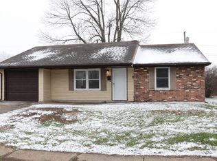 1955 Roxbury Dr, Xenia, OH 45385