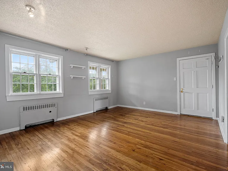 102 Cherry Parke #D — Photo 6