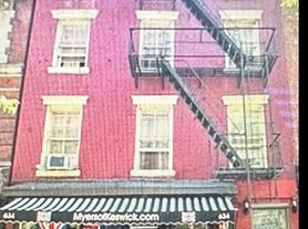 634 Hudson St, New York, NY