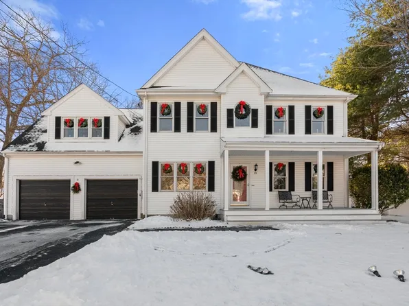 19 Woodridge Rd, Milford, MA 01757