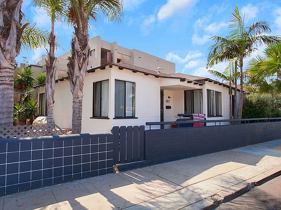 4th image of 2915 Mission Blvd #17