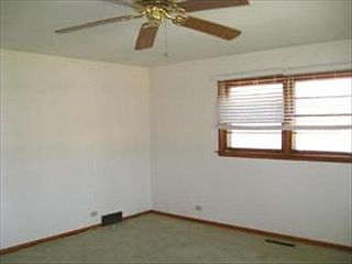 4th image of 134 N Hale Ave