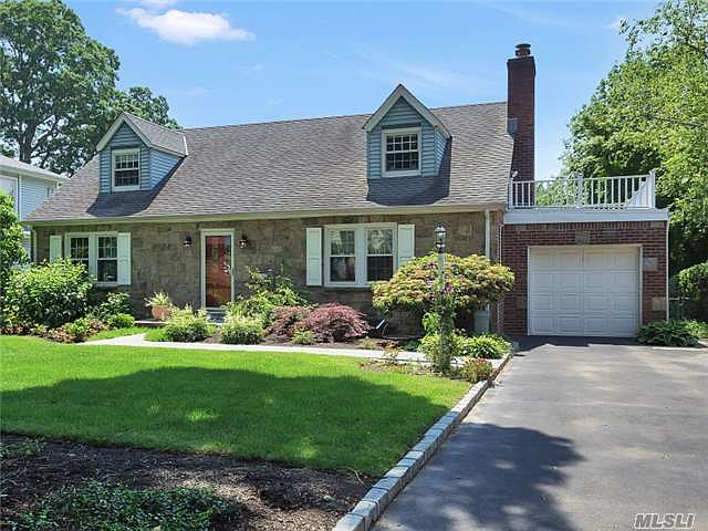 1st image of 21 Plymouth Dr S