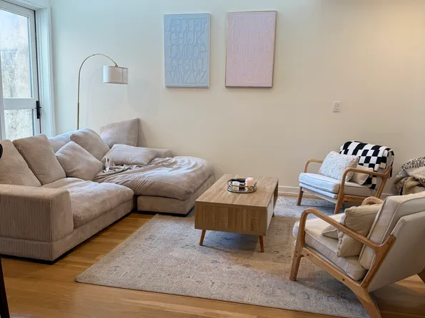 806 N 2nd St #2, Philadelphia, PA 19123