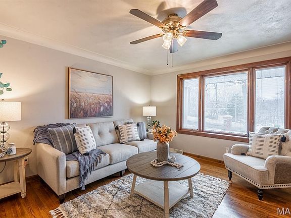 3rd image of 5012 Courtside Dr