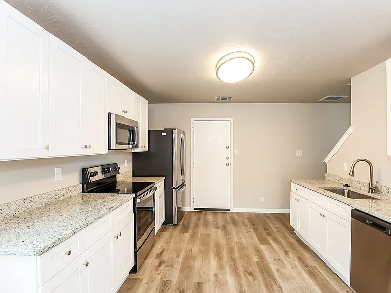 6323 Wild Flower Way — Photo 9
