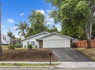 726 Loma Alta Ter, Vista, CA 92083