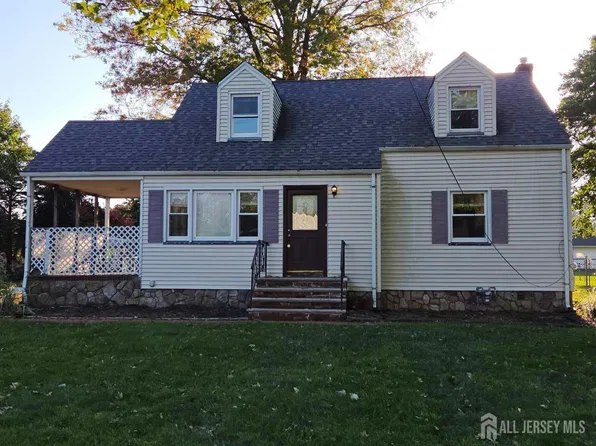 1438 Huron Rd, North Brunswick, NJ 08902