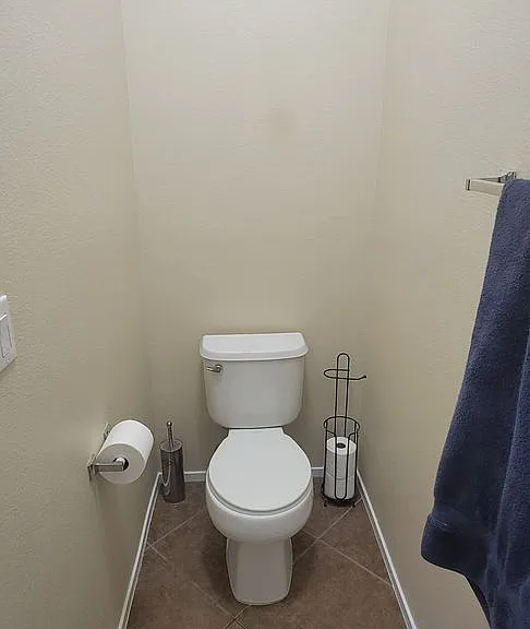 3833 Bowers Hollow Ave — Photo 15