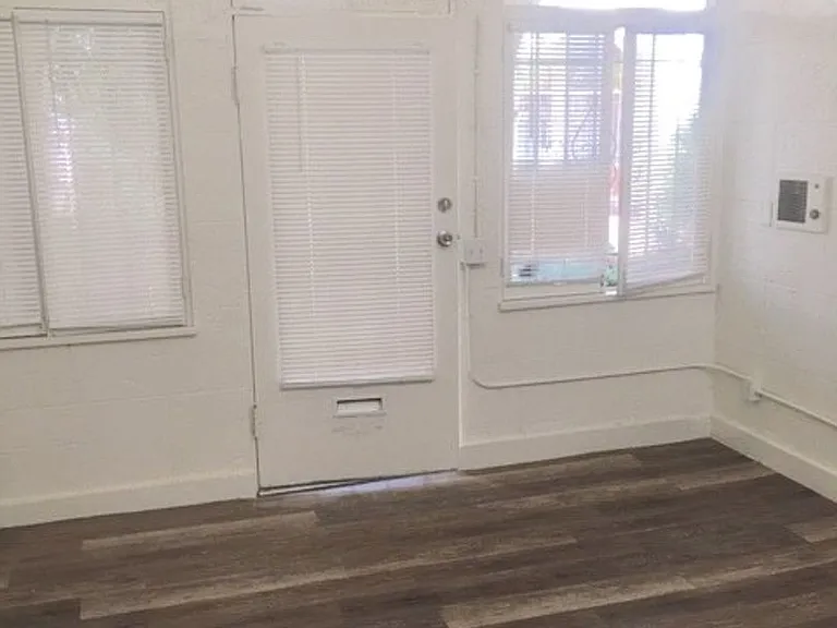 ADAMS AVENUE APARTMENTS — Photo 4