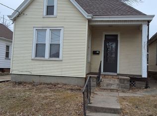 907 W Macqueen Ave, Peoria, IL