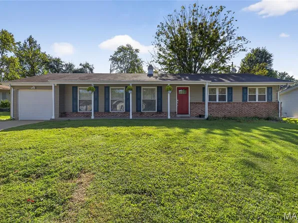 1312 Susanaire Cir, Saint Louis, MO 63146