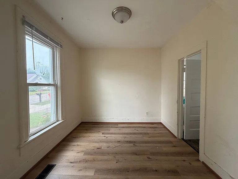 508 Vine St — Photo 4
