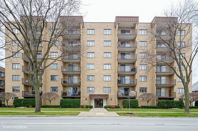 1st image of 700 Graceland Ave #1G