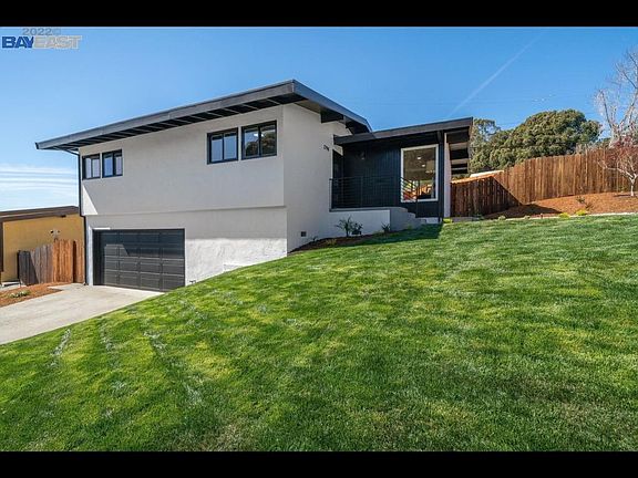 2nd image of 2798 Jo Ann Dr
