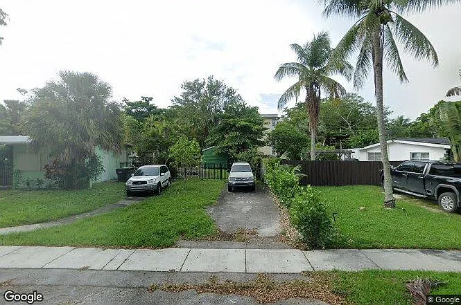 11925 NE 2nd Ave #B308 — Photo 39