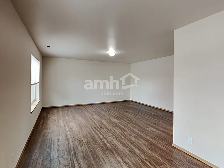 7127 179th Street Ct E — Photo 14