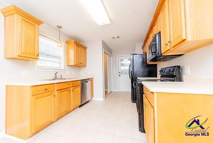 115 Gailey Ct — Photo 8