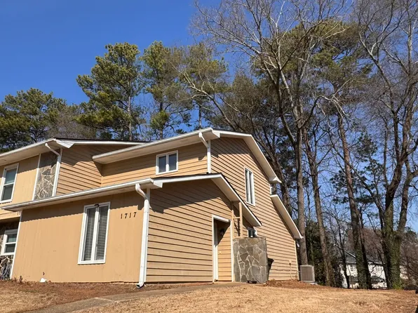 1717 Wynndowne Trl SE, Smyrna, GA 30080