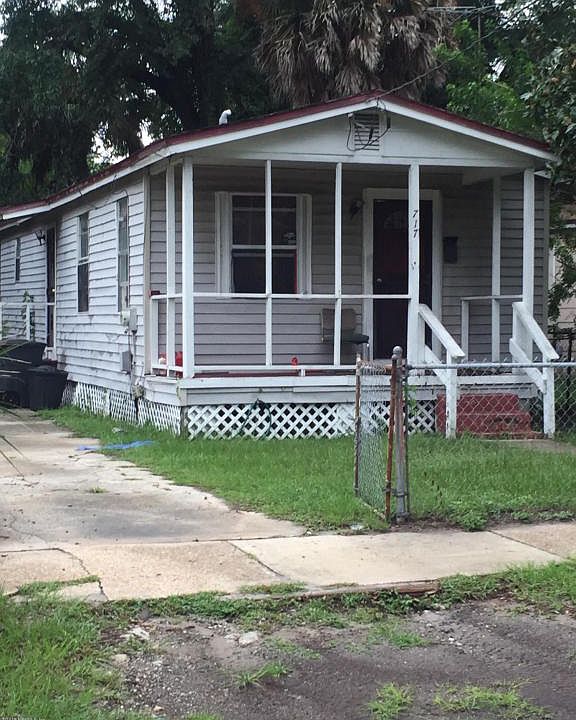 2nd image of 717 Odessa St