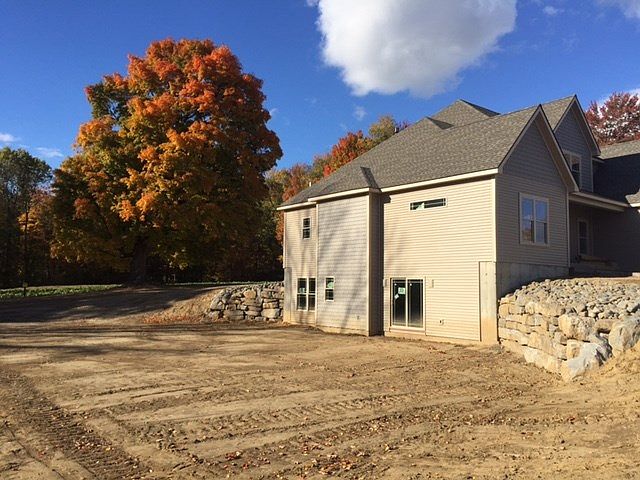 2nd image of 883 Dunnsville Rd