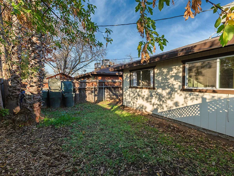 4903 Orchid Way — Photo 20