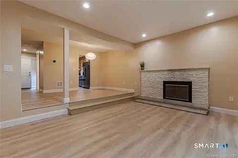101 Farmington Chase Cres #101 — Photo 5