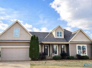 124 Kema Dr, Huntsville, AL 35811