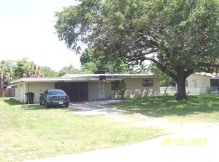 3939 Seminole Ave, Fort Myers, FL 33916