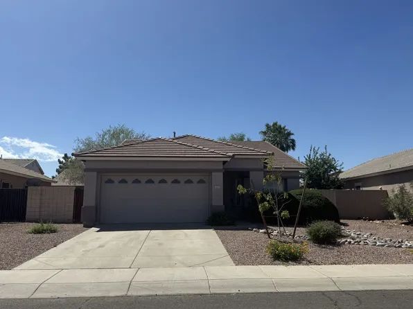 3725 E Sandy Way, Gilbert, AZ 85297