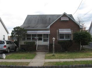 28 W Grochowiak St, South River, NJ 08882