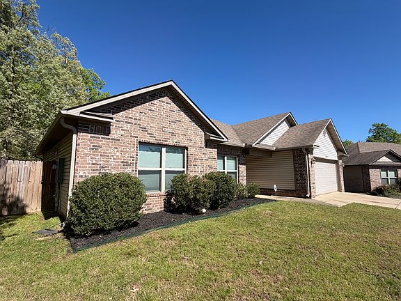 2nd image of 2008 Dandelion Dr