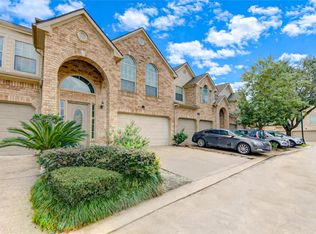 7611 S Linpar Ct, Houston, TX 77040