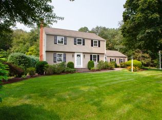 29 Branch Brook Dr, Simsbury, CT 06070