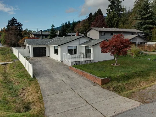 776 Seacot Way, Gibsons, BC V0N 1V9