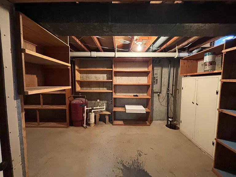4705 N Derek Ct — Photo 24