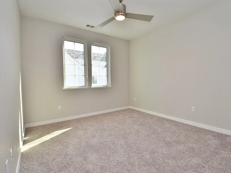 3881 Bonde Way — Photo 10