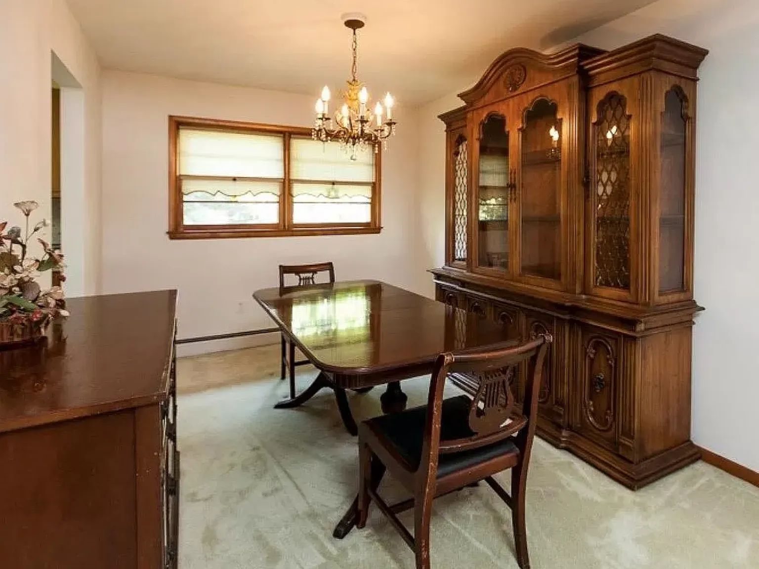 3 bed, 1600 sqft, $2,900 — Photo 3