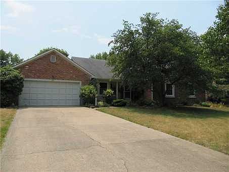 1st image of 209 Yorkshire Cir