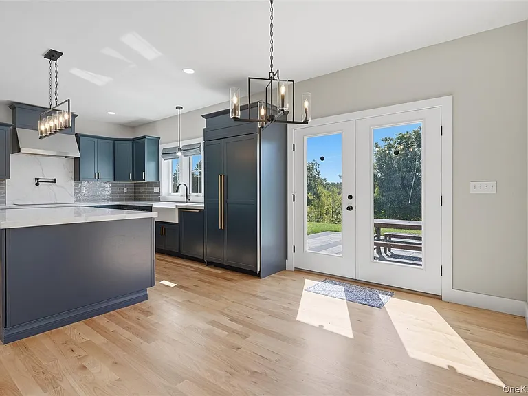 112 Pine Grove Rd — Photo 11