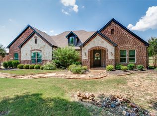 650 Cypress Point Dr, Gunter, TX 75058